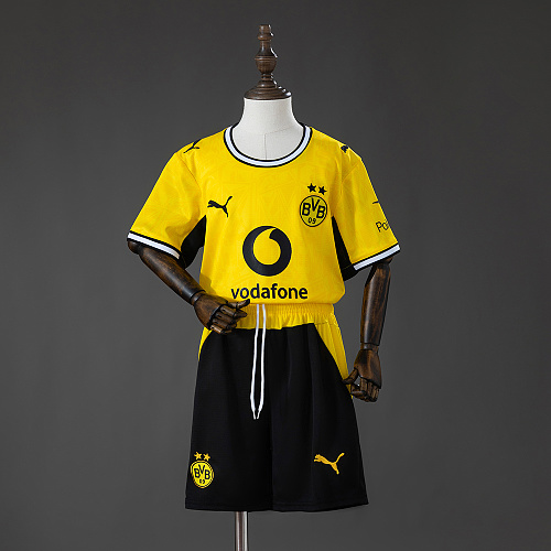 Borussia Dortmund 26 27 Home Kids Kit Jersey Size：16-28